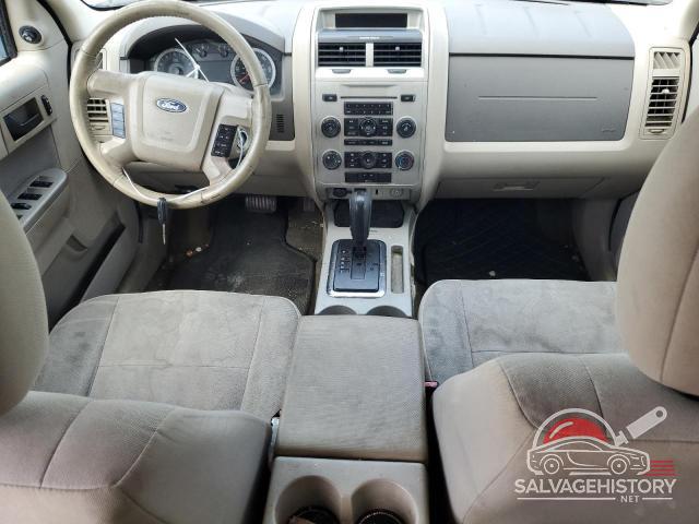 1FMCU0D74AKC64574 2010 FORD ESCAPE photo no. 8