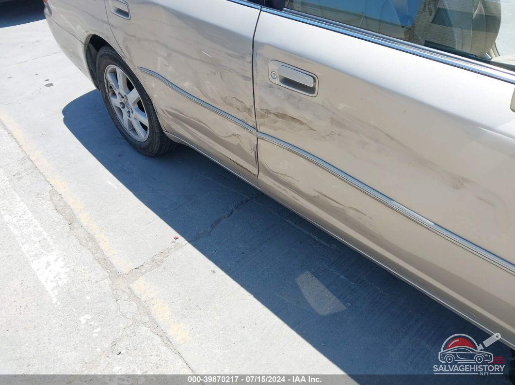 4T1BF28B0YU048249 2000 TOYOTA AVALON photo no. 6
