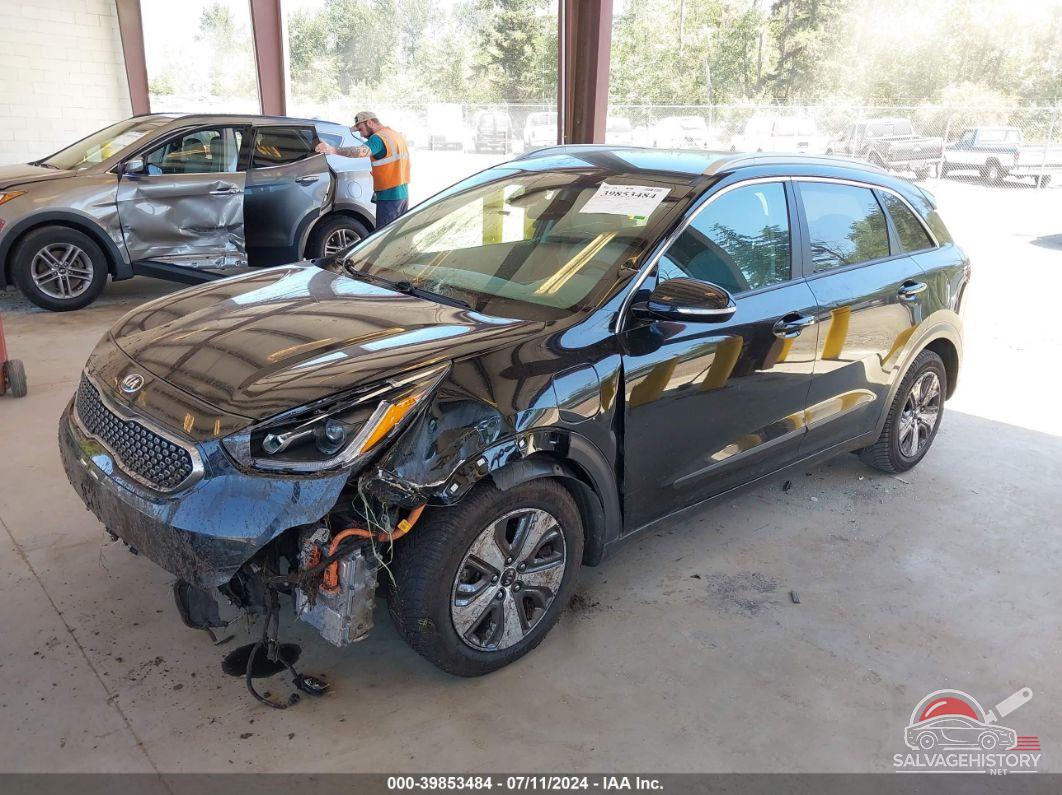 KNDCC3LD2J5144559 2018 KIA NIRO PLUG-IN HYBRID photo no. 2