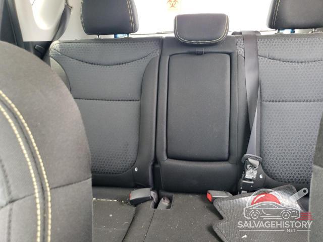 KNDJP3A54G7299683 2016 KIA SOUL photo no. 10