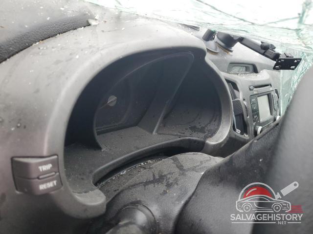 KNDPBCAC5E7638858 2014 KIA SPORTAGE photo no. 9