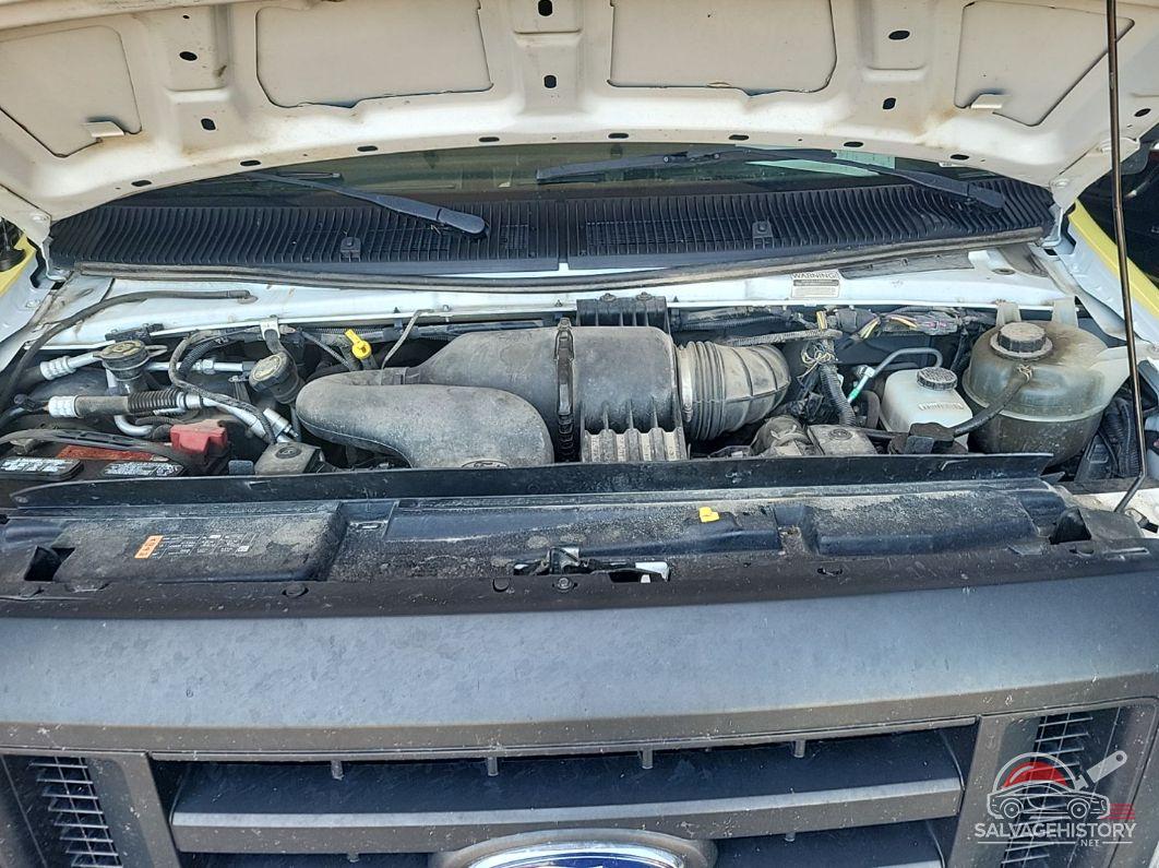 1FDXE4FS9KDC07767 2019 FORD E-450 CUTAWAY photo no. 2