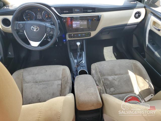 5YFBURHE8HP639276 2017 TOYOTA COROLLA photo no. 8