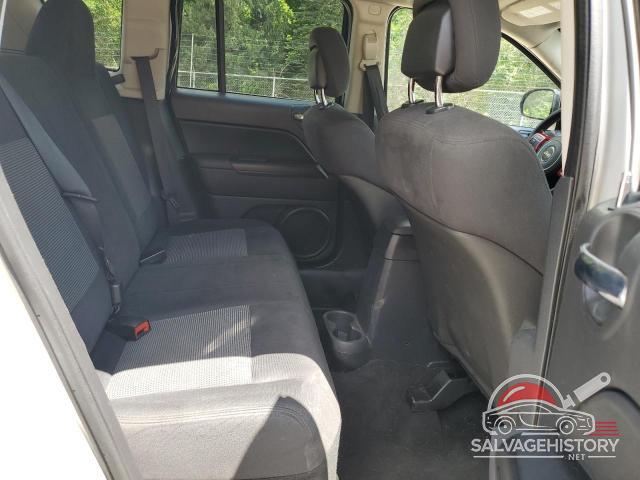 1J4NF1FB1BD215556 2011 JEEP COMPASS photo no. 11