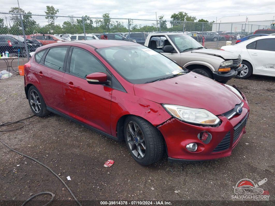 1FADP3K26EL245751 2014 FORD FOCUS photo no. 3