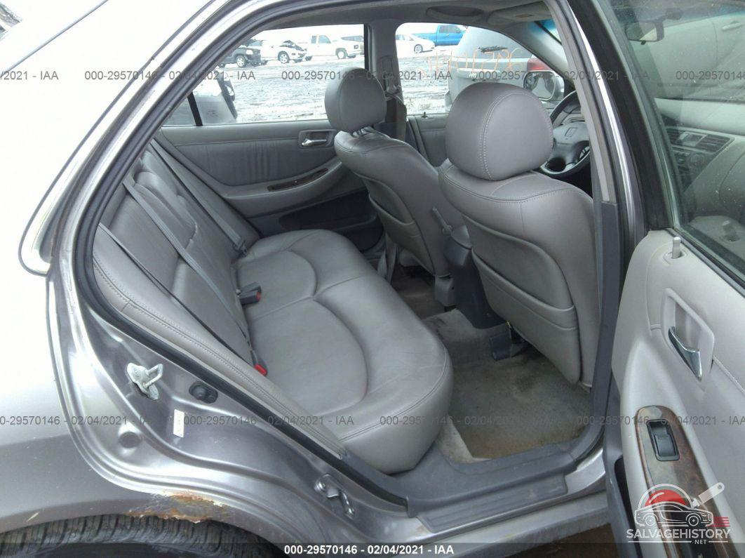1HGCG5562YA090665 2000 HONDA ACCORD SDN photo no. 8