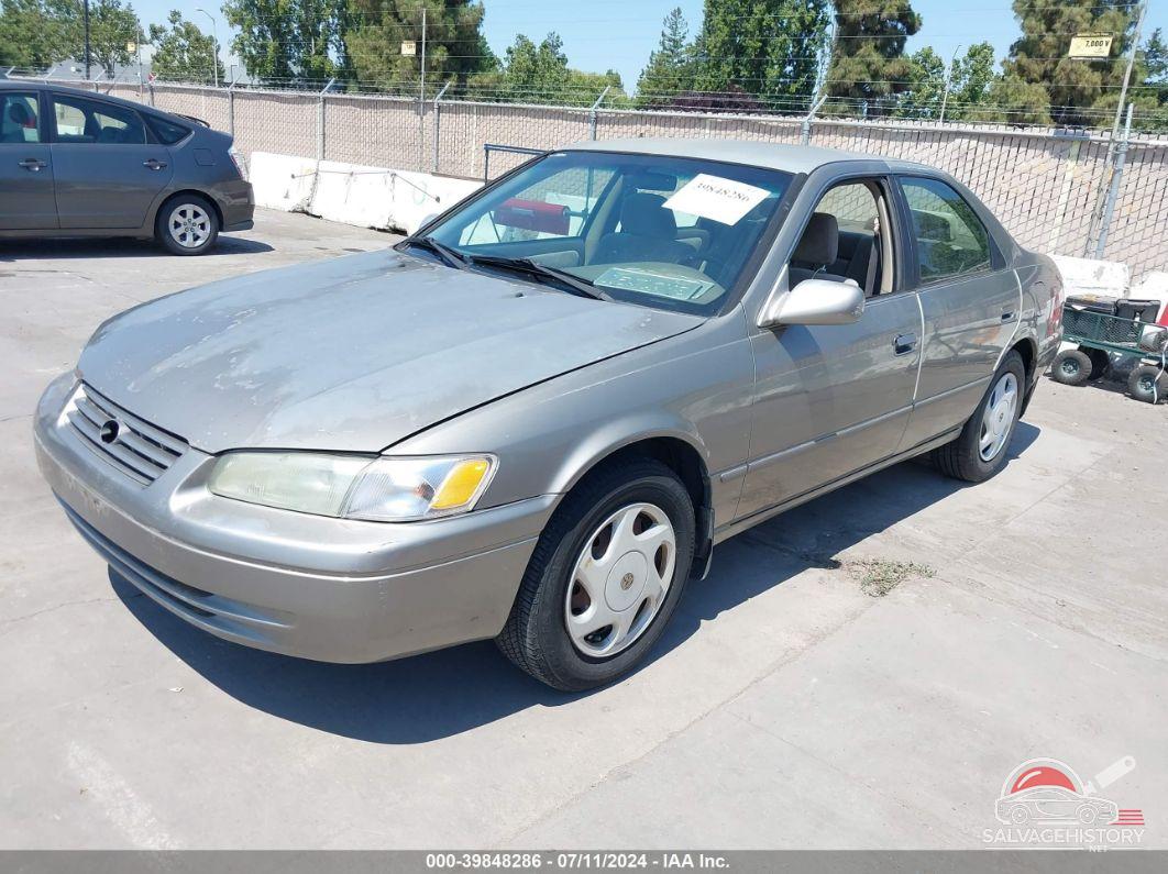 JT2BF22K5V0078212 1997 TOYOTA CAMRY photo no. 2