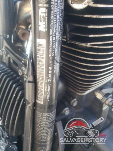 1HD1KRC19JB640557 2018 HARLEY-DAVIDSON FL photo no. 10