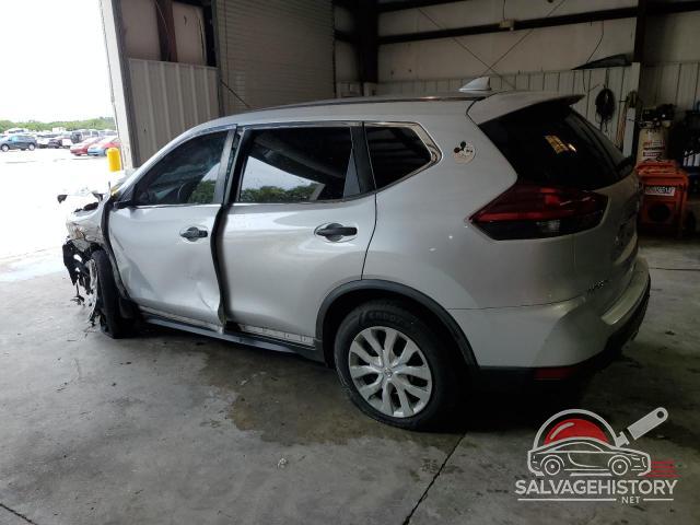 KNMAT2MT9JP520945 2018 NISSAN ROGUE photo no. 2