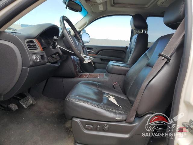 1GNUCCE01AR173839 2010 CHEVROLET TAHOE photo no. 7