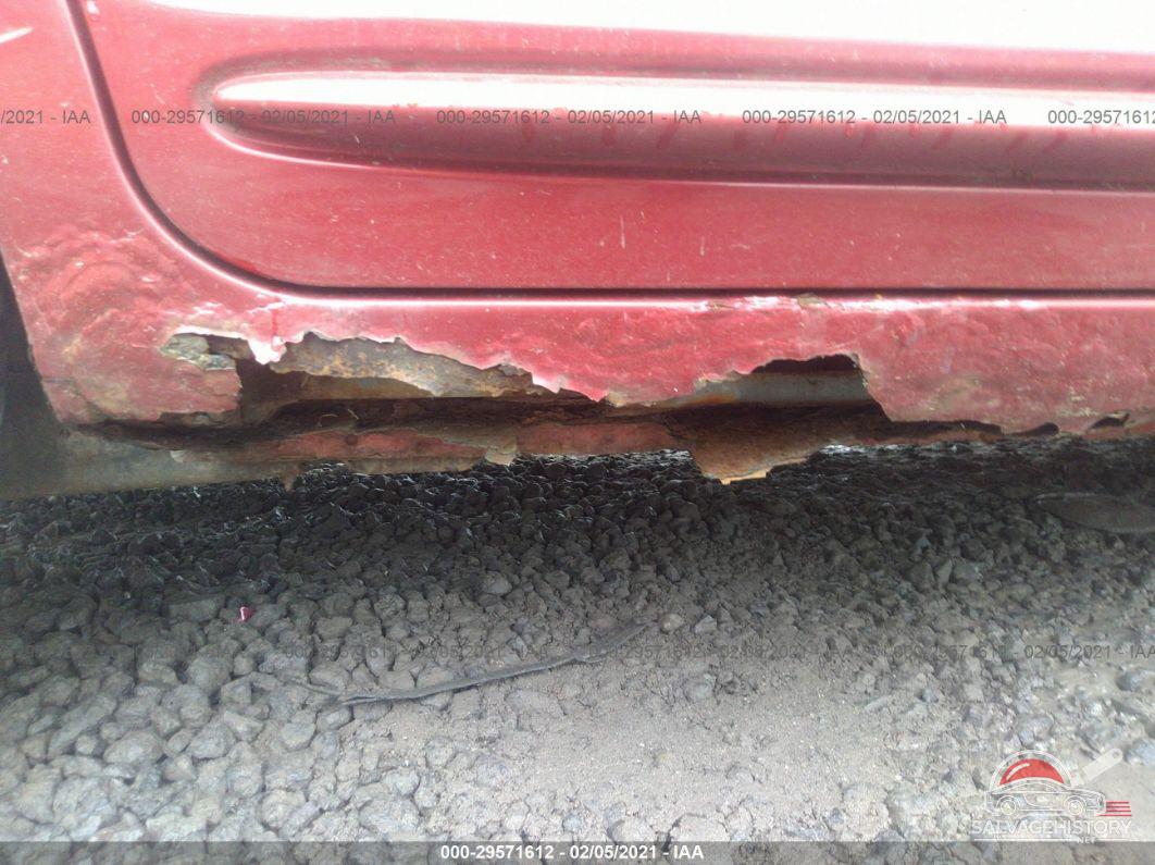 3C8FY68B52T208634 2002 CHRYSLER PT CRUISER photo no. 6