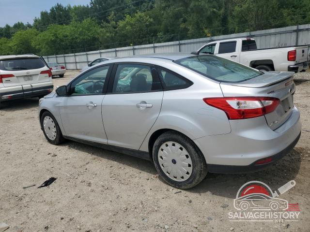 1FAHP3F28CL474506 2012 FORD FOCUS photo no. 2