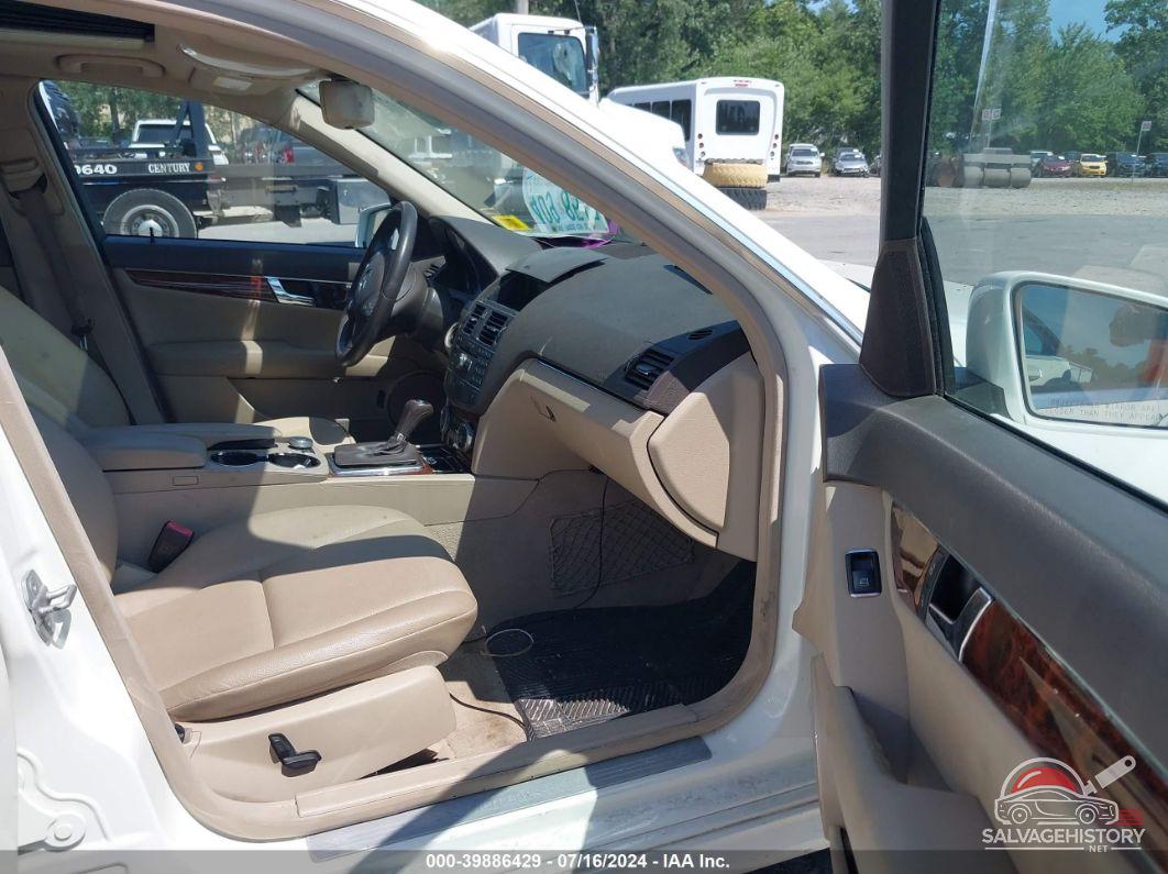 WDDGF8BB1BR152335 2011 MERCEDES-BENZ C 300 photo no. 5