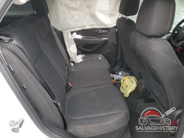 3GNCJKSB8JL196852 2018 CHEVROLET TRAX photo no. 11