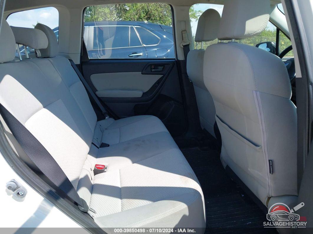 JF2SJAAC3FG435794 2015 SUBARU FORESTER photo no. 8