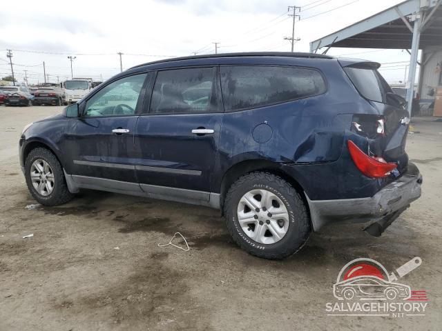 1GNKRFED1BJ389121 2011 CHEVROLET TRAVERSE photo no. 2
