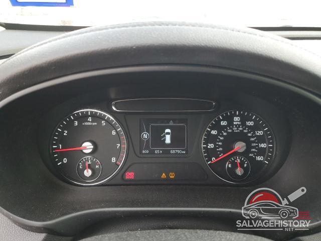 5XYPG4A33GG133804 2016 KIA SORENTO photo no. 9