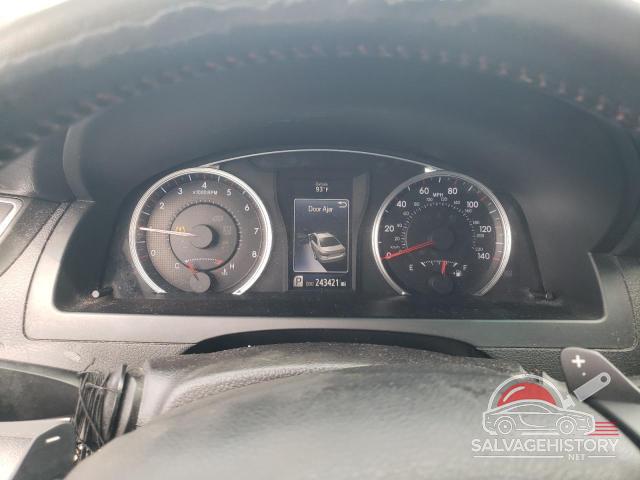 4T1BF1FK1GU170582 2016 TOYOTA CAMRY photo no. 9
