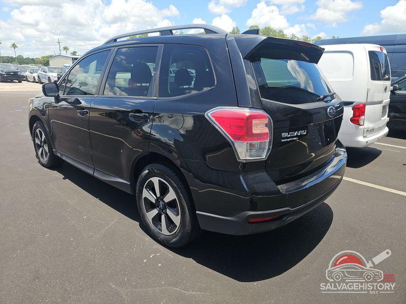 JF2SJAGC4JH581969 2018 SUBARU FORESTER photo no. 4