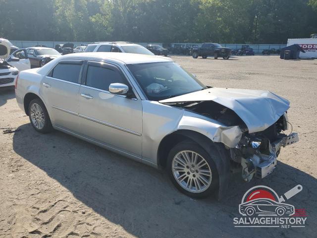 2C3CA5CV8AH284509 2010 CHRYSLER 300 photo no. 4