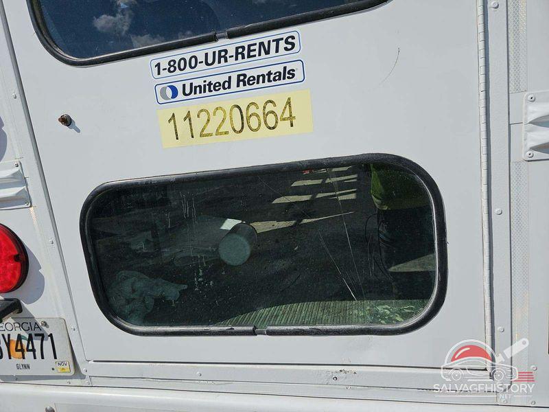 1GB0G2BA5D1171828 2013 CHEVROLET EXPRESS G3500 photo no. 10