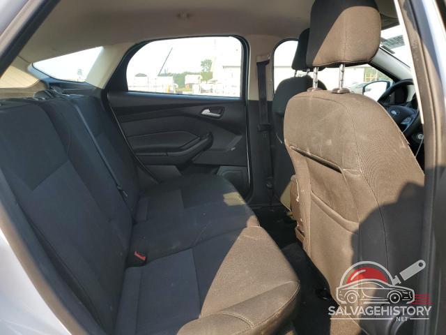 1FADP3K2XGL247537 2016 FORD FOCUS photo no. 10