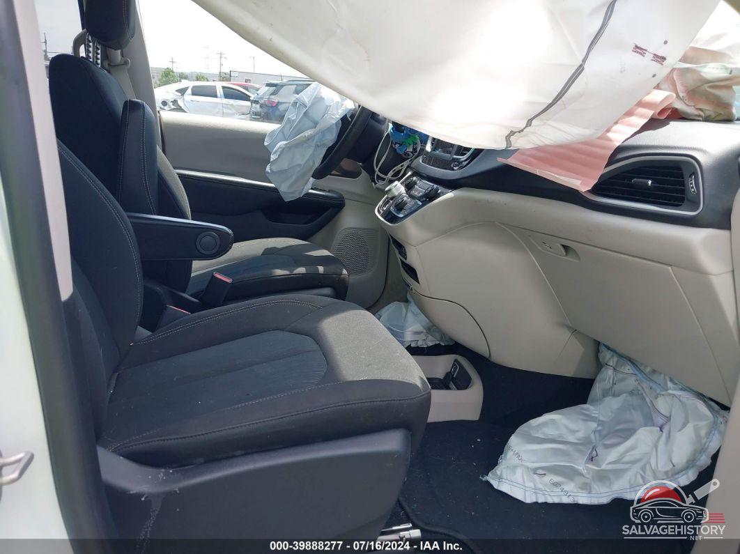2C4RC1AG0LR106023 2020 CHRYSLER VOYAGER photo no. 5