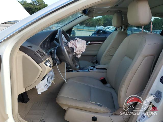 WDDGF5EB7BR161826 2011 MERCEDES-BENZ C-CLASS photo no. 7