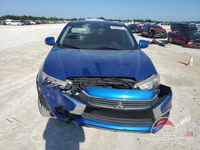JA4AP3AU7HZ069143 2017 MITSUBISHI OUTLANDER photo no. 5