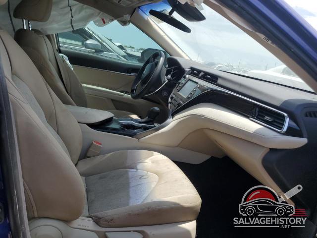 4T1B11HK7JU627124 2018 TOYOTA CAMRY photo no. 7