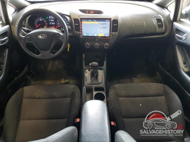 3KPFK4A71HE069130 2017 KIA FORTE photo no. 8
