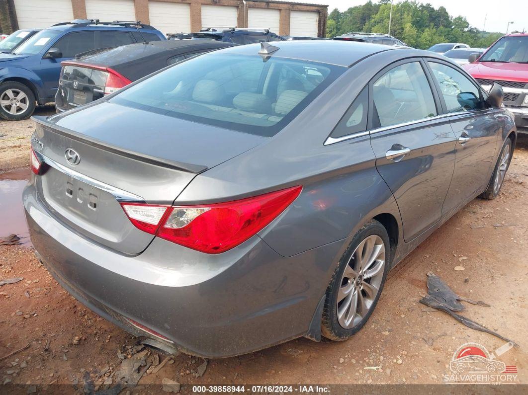 5NPEC4AC6DH585141 2013 HYUNDAI SONATA photo no. 4