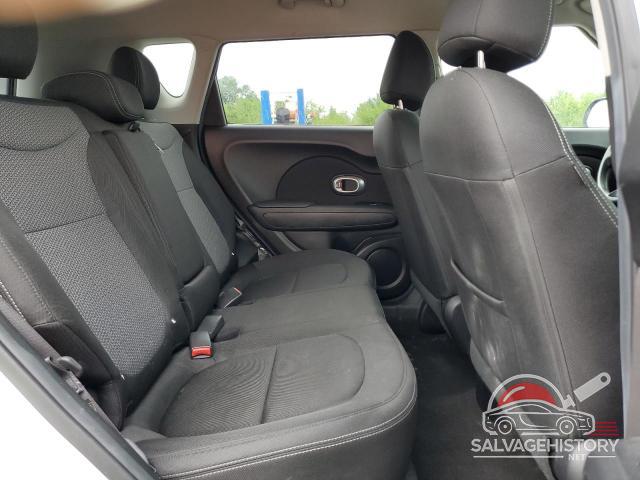 KNDJP3A58K7662866 2019 KIA SOUL photo no. 10
