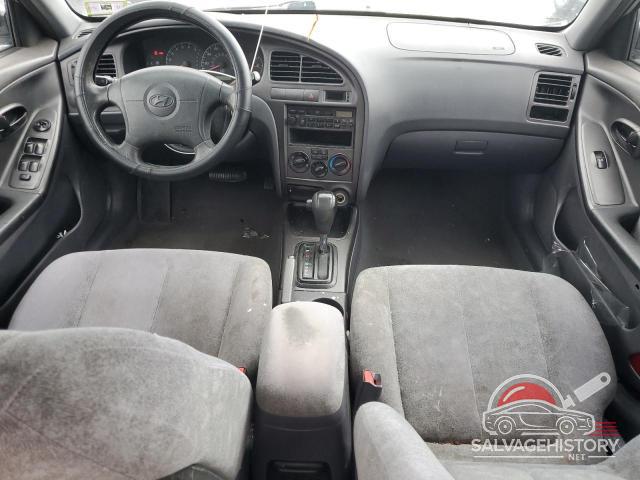 KMHDN45DX2U388481 2002 HYUNDAI ELANTRA photo no. 8