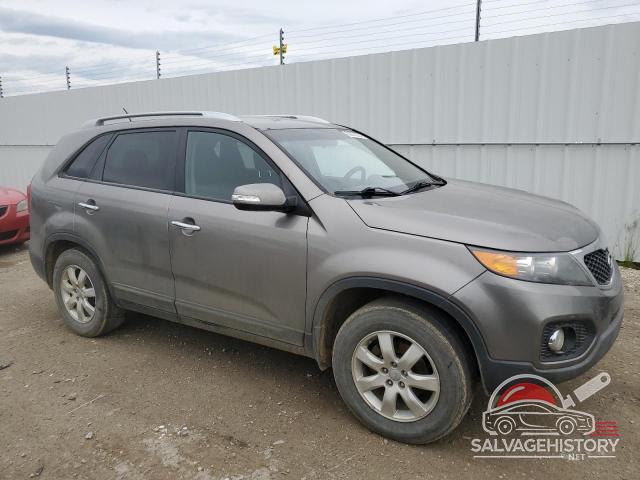 5XYKT3A60DG356534 2013 KIA SORENTO photo no. 4