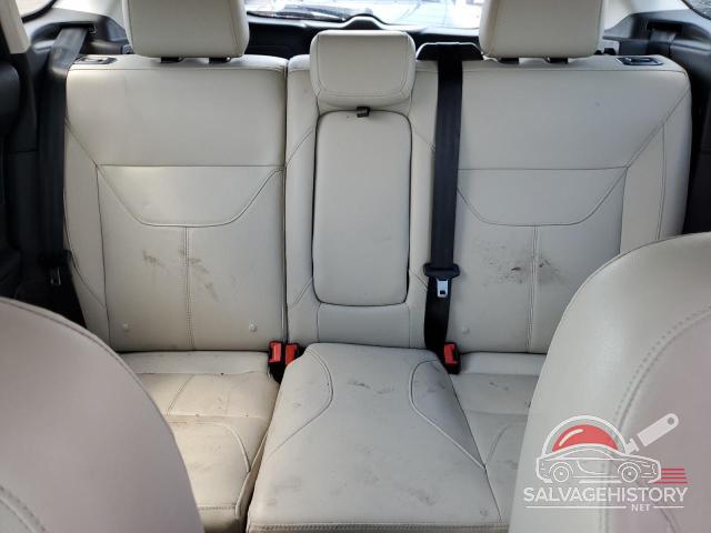 1FADP3N21JL261877 2018 FORD FOCUS photo no. 10