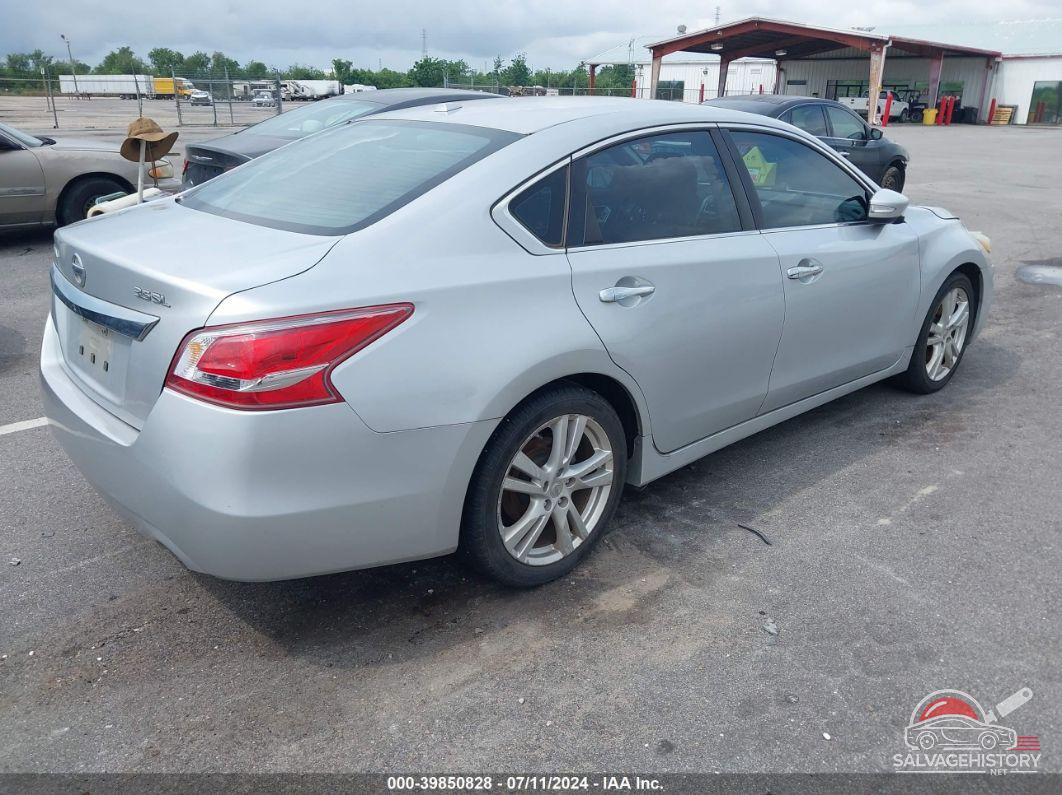 1N4BL3AP3DC103890 2013 NISSAN ALTIMA photo no. 4