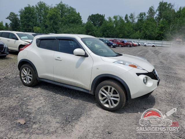 JN8AF5MV4DT228498 2013 NISSAN JUKE photo no. 4