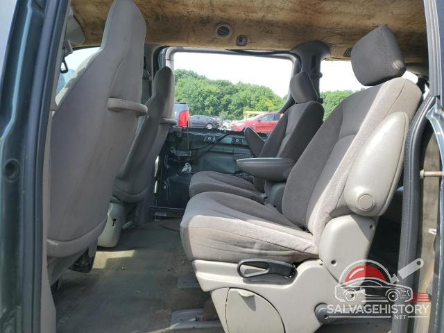 2C4GP24R73R250585 2003 CHRYSLER MINIVAN photo no. 11