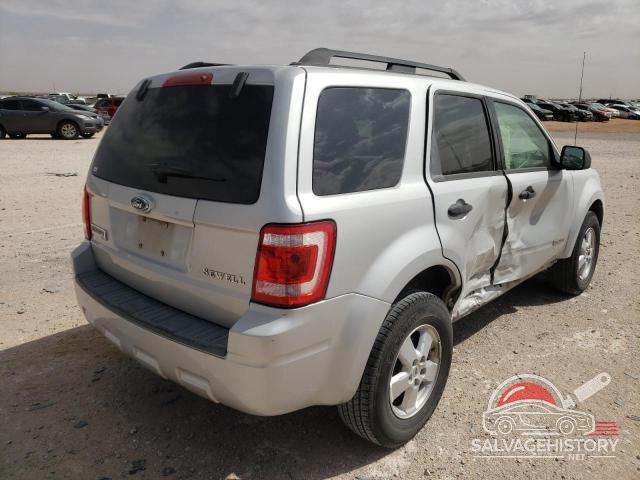 1FMCU03Z28KC14088 2008 FORD ESCAPE photo no. 4