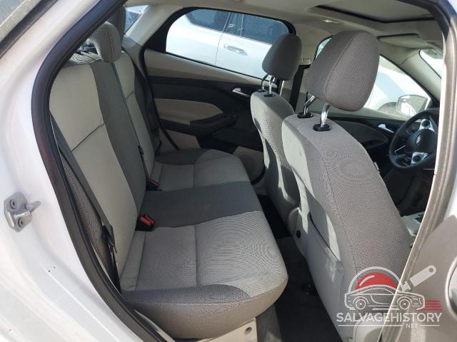 1FAHP3F28CL247350 2012 FORD FOCUS photo no. 10