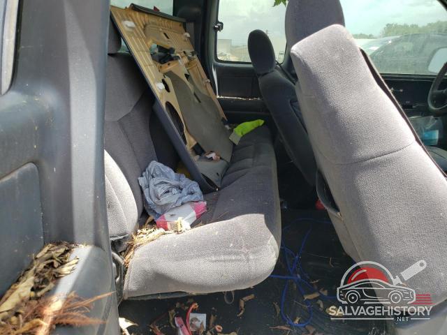 2GTEC19TX21373313 2002 GMC SIERRA photo no. 10