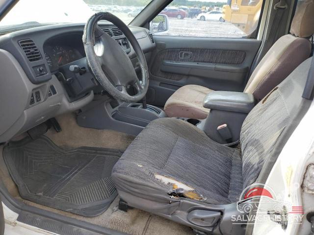 1N6ED27T6YC371581 2000 NISSAN FRONTIER photo no. 7