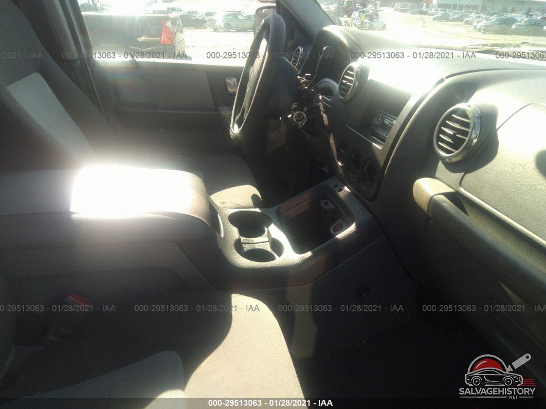 1FMPU15L14LA85989 2004 FORD EXPEDITION photo no. 5