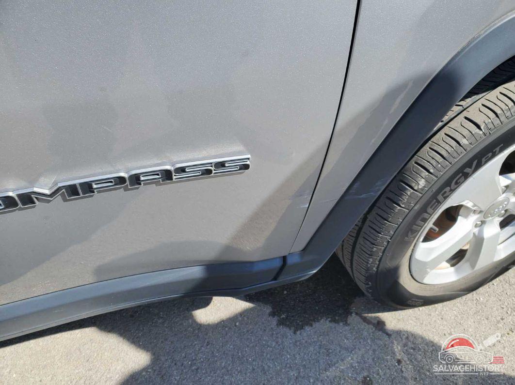 3C4NJCBB3KT684213 2019 JEEP COMPASS photo no. 10