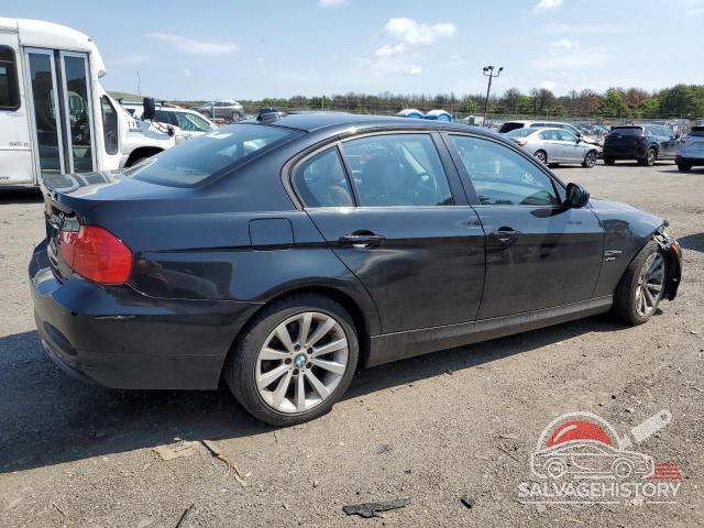 WBAPK5C56BF127250 2011 BMW 3 SERIES photo no. 3