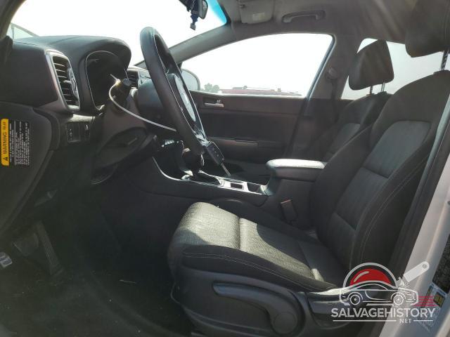 KNDPMCAC9H7128902 2017 KIA SPORTAGE photo no. 7