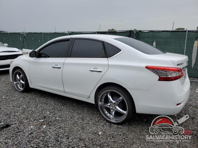 3N1AB7AP4FY241869 2015 NISSAN SENTRA photo no. 2