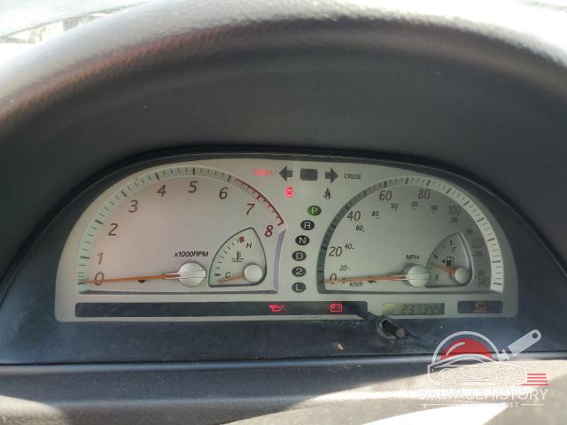 4T1BF30K32U516466 2002 TOYOTA CAMRY photo no. 9