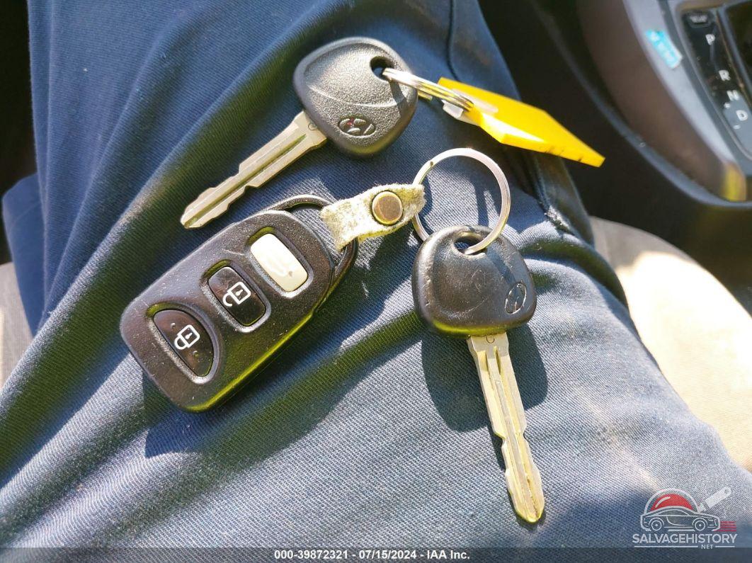 5NPDH4AE9FH588830 2015 HYUNDAI ELANTRA photo no. 11
